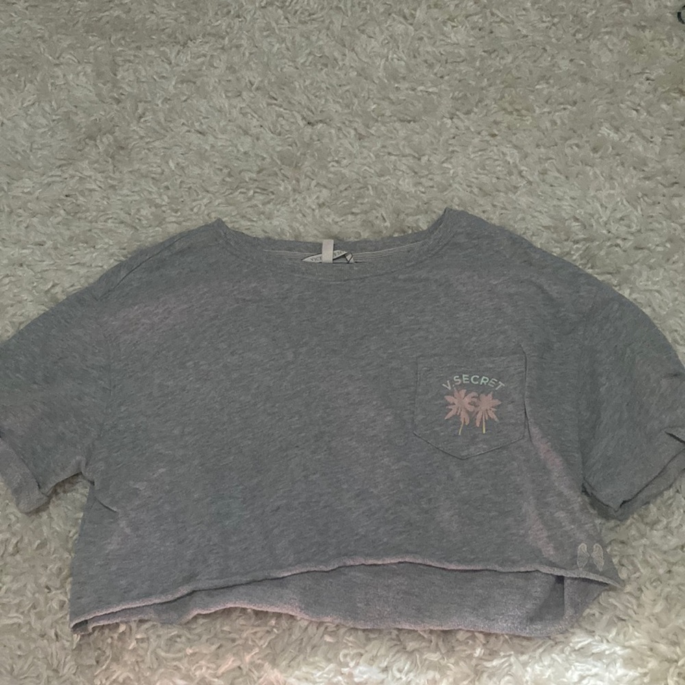 juniors medium grey Victoria’s secret crop top with pocket